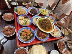 -蓝田九大碗民俗食府(蓝田店)