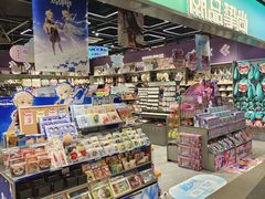 -潮品挚尚(五角场苏宁易购店)