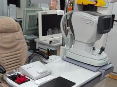 -豪门视光·星趣控·蔡司依视路眼镜代理商(中央大街店)