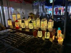 -吴山路夜市