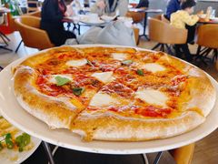 -WOLFGANG PUCK KITCHEN & BAR(迪士尼小镇店)