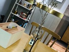 -F+轻食健身赋能空间(中华北路国贸商场店)
