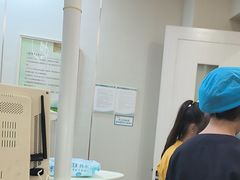 -登特口腔医院(鼓楼东街口店)