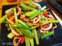 -小镇大厨私房餐厅