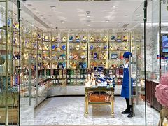 -VENCHI 闻绮(北京国贸商城店)