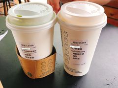 燕麦抹茶拿铁-星巴克(深圳欢乐颂店)