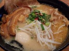 叉烧肥牛鸡汤拉面-鸡王拉面店