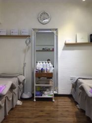 -韩逸龙霆Hair Design Studio