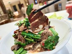 护肝草牛腱-辣螃铠盆盆蟹大排档(海昌店)