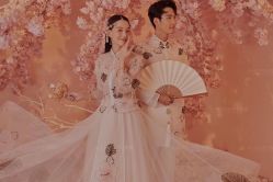 -雪中彩影婚纱摄影·微光艺术中心