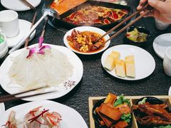 -渝里重庆火锅(航天城店)