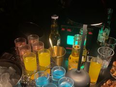 -赤红音乐现场(浦东金桥路店)