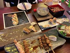 三文鱼牛油果沙拉-白石の深夜食堂(宝龙店)