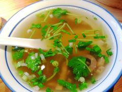 牛肉粉丝汤-鑫震源·苏式大虾生煎(山塘街店)