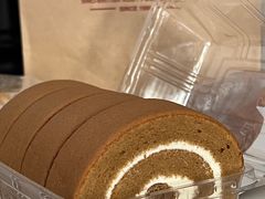 咖啡瑞士卷-红宝石·鲜奶小方·海派西点房(控江店)