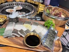 -何发发和牛烧肉·鳗鱼榴莲放题自助(乐峰广场店)