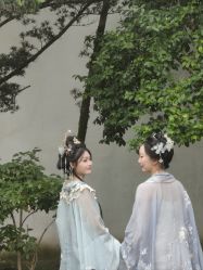-一揽芳华汉服旗袍体验馆(拙政园店)