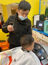 -童小剪儿童理发(万达广场西湖店)