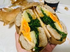 -Catch Bagel(芳草地店)