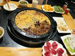 -锅首鲜品火锅(鸳鸯店)