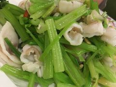 手磨山葵冰镇无骨脆肉鲩-朕悦鹧鸪饭私房菜