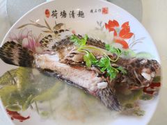 -壹零贰小馆(桂城石啃店)