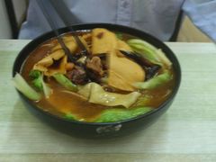 -鹍记特色牛杂面