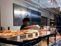 面包甜点陈列柜-Money Shops(愚园路店)