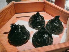 黑金灌汤小笼包-晓粤·惹味粤菜(凯德乐峰广场店)