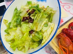 -肥肥虾庄·金牌油焖大虾(汉口城市广场店)