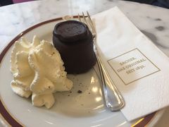 -Cafe Sacher(WIEN)