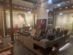 -盘子女人坊古装写真摄影(南京总店)