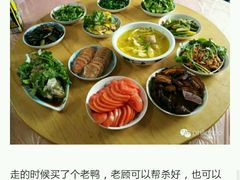 -南汇老顾农家乐采摘大团水蜜桃采摘店