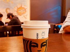 -星巴克臻选(南京金茂览秀城店)