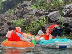 -安吉龙王山峡谷漂流