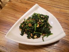 果仁菠菜-管氏翅吧(国展店)