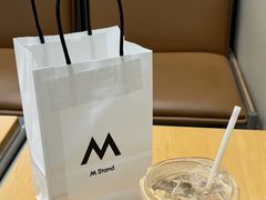 -M Stand(南京紫峰大厦店)
