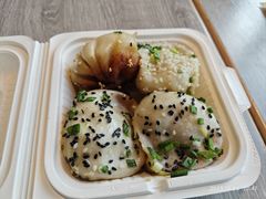 -小杨生煎(百联嘉定购物中心店)