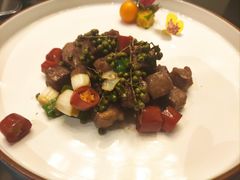 葱烧牛肉粒-海源北999中餐厅·昆明龙达温德姆花园酒店