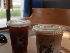 -瑞幸咖啡(临海市银泰城店)