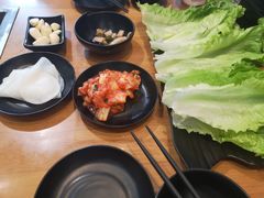 -肉甲韩国木炭烤肉(新壹街1店)