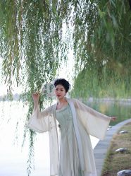 -彭彭的汉服体验馆(东湖林语店)