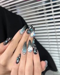-LUNA皮相美·骨相美高级美感