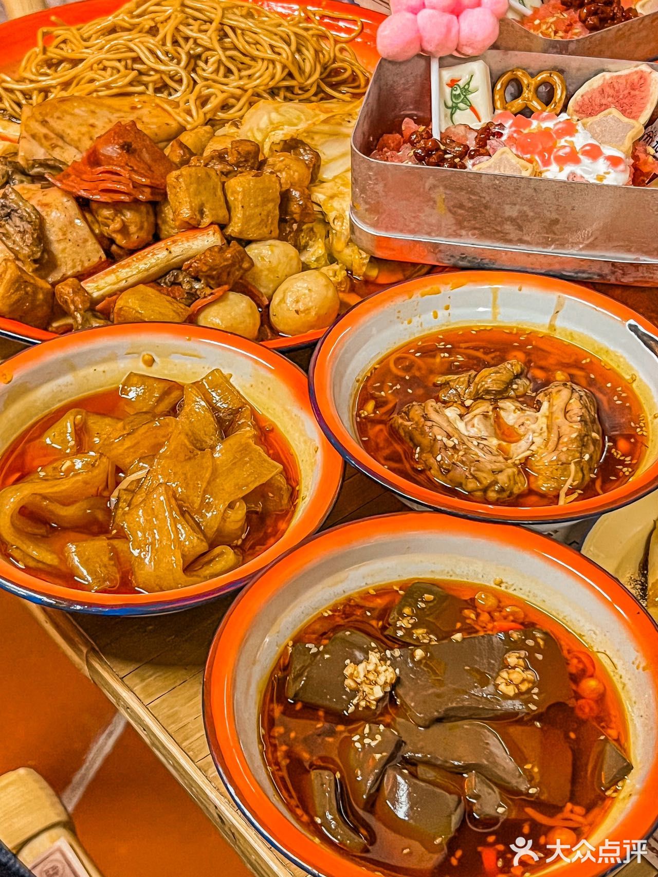 光谷超好吃的干拌麻辣烫！好怕它排队