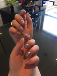 -手牵手美甲