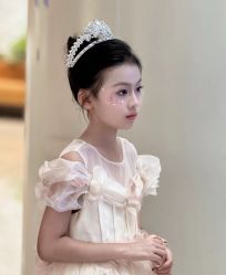 -明天见·化妆造型工作室