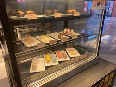 面包甜点陈列柜-麦当劳(花城大道华穗路店)