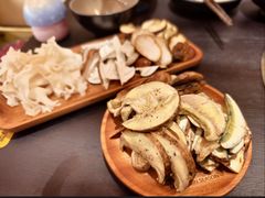 -芸鲜季·云南野生菌餐厅· 云南风物味研社(闵行店)