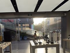 -DJI大疆(深圳华强北曼哈授权体验店)