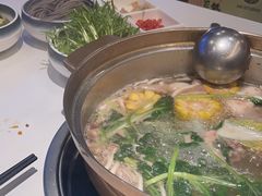 -烹然四季椰子鸡火锅(姚家园万象汇店)